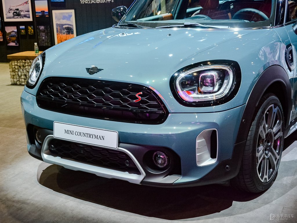 ȼMINI COUNTRYMAN܇^^DƬ