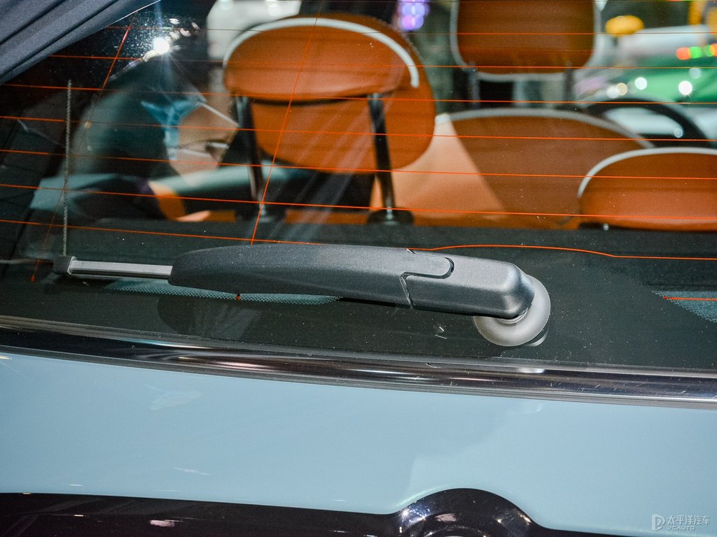 ȼMINI COUNTRYMAN܇(ch)β^(gun)DƬ