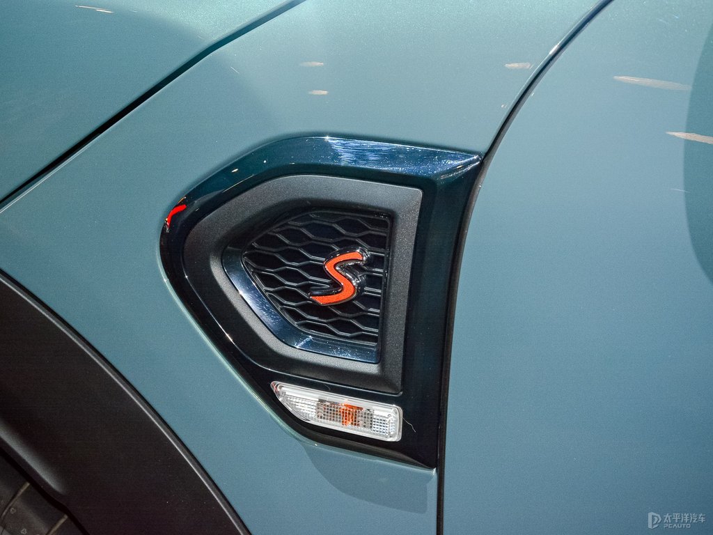 ȼMINI COUNTRYMAN܇^DƬ