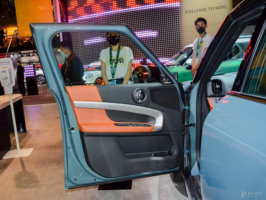 ȼMINI COUNTRYMAN܇(ni)DƬ