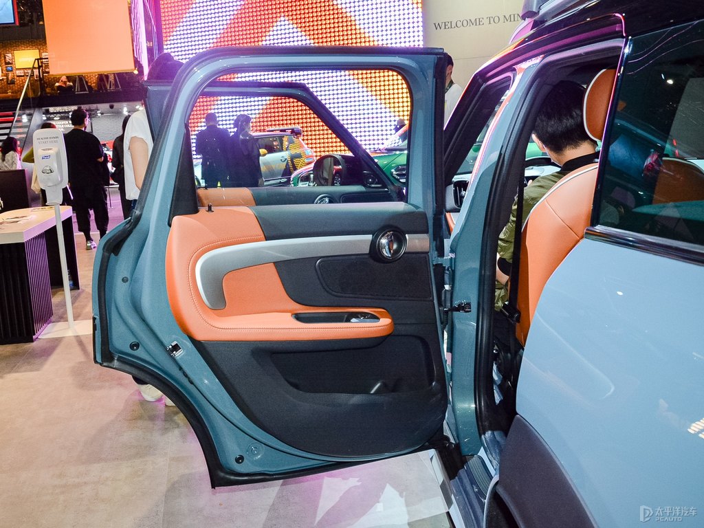 ȼMINI COUNTRYMAN܇(ni)DƬ