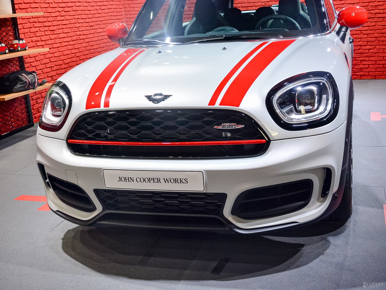 MINI JCW COUNTRYMAN外觀高清大圖