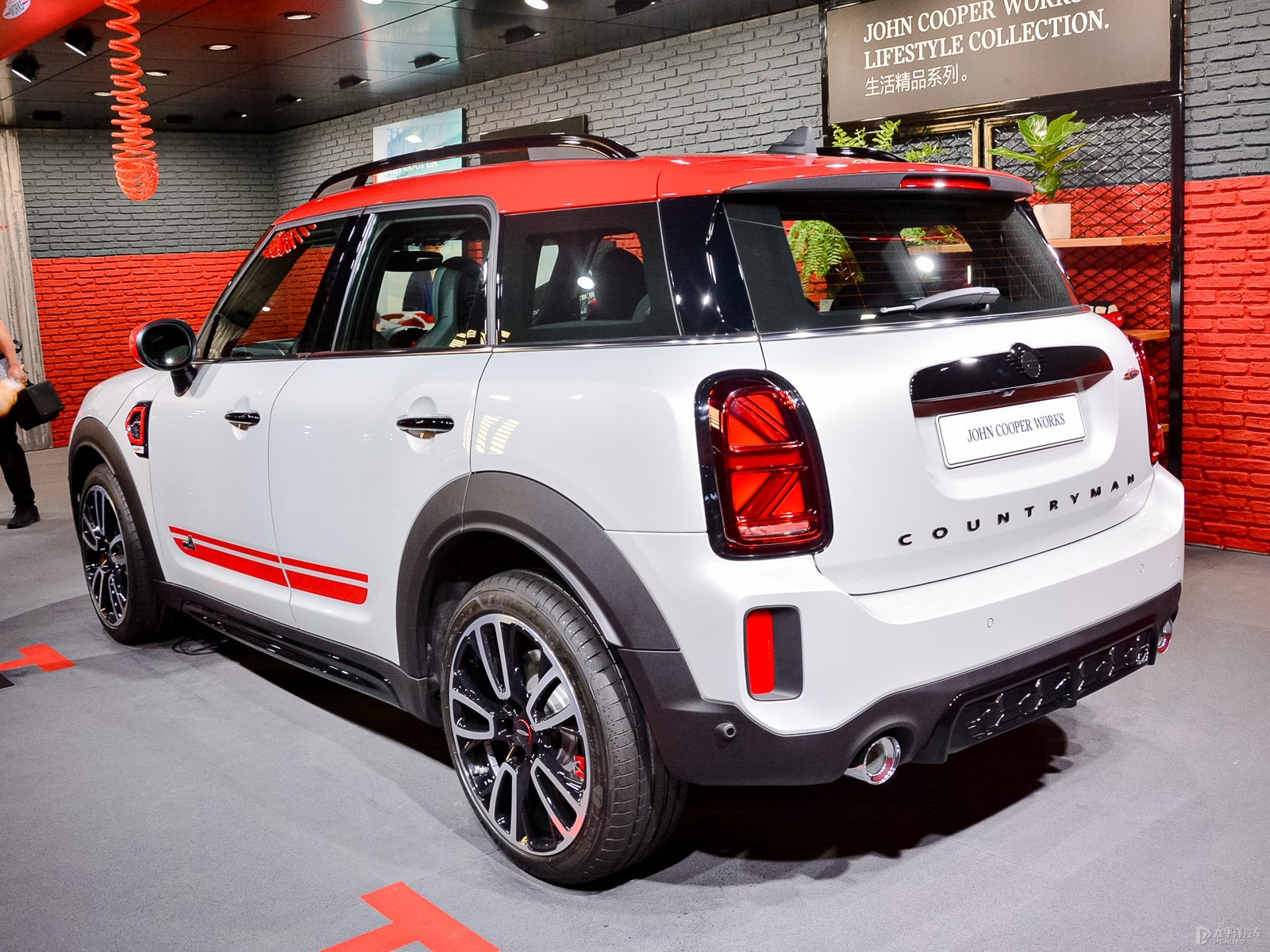 MINI JCW COUNTRYMAN外觀高清大圖