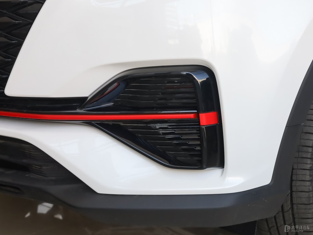 月光白長安CS55PLUS車頭外觀圖片