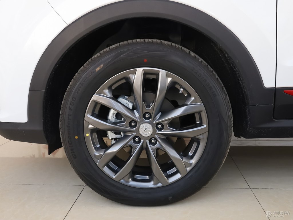 月光白長(zhǎng)安CS55PLUS車身外觀圖片