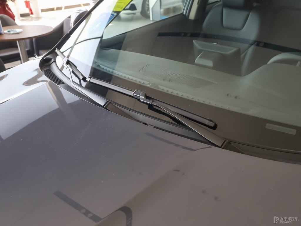 山脈灰宋車身外觀圖片