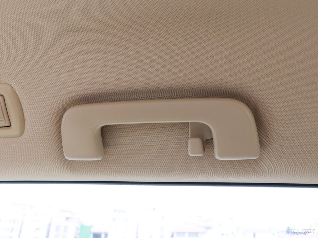 墨晶黑漢蘭達車廂內(nèi)飾圖片