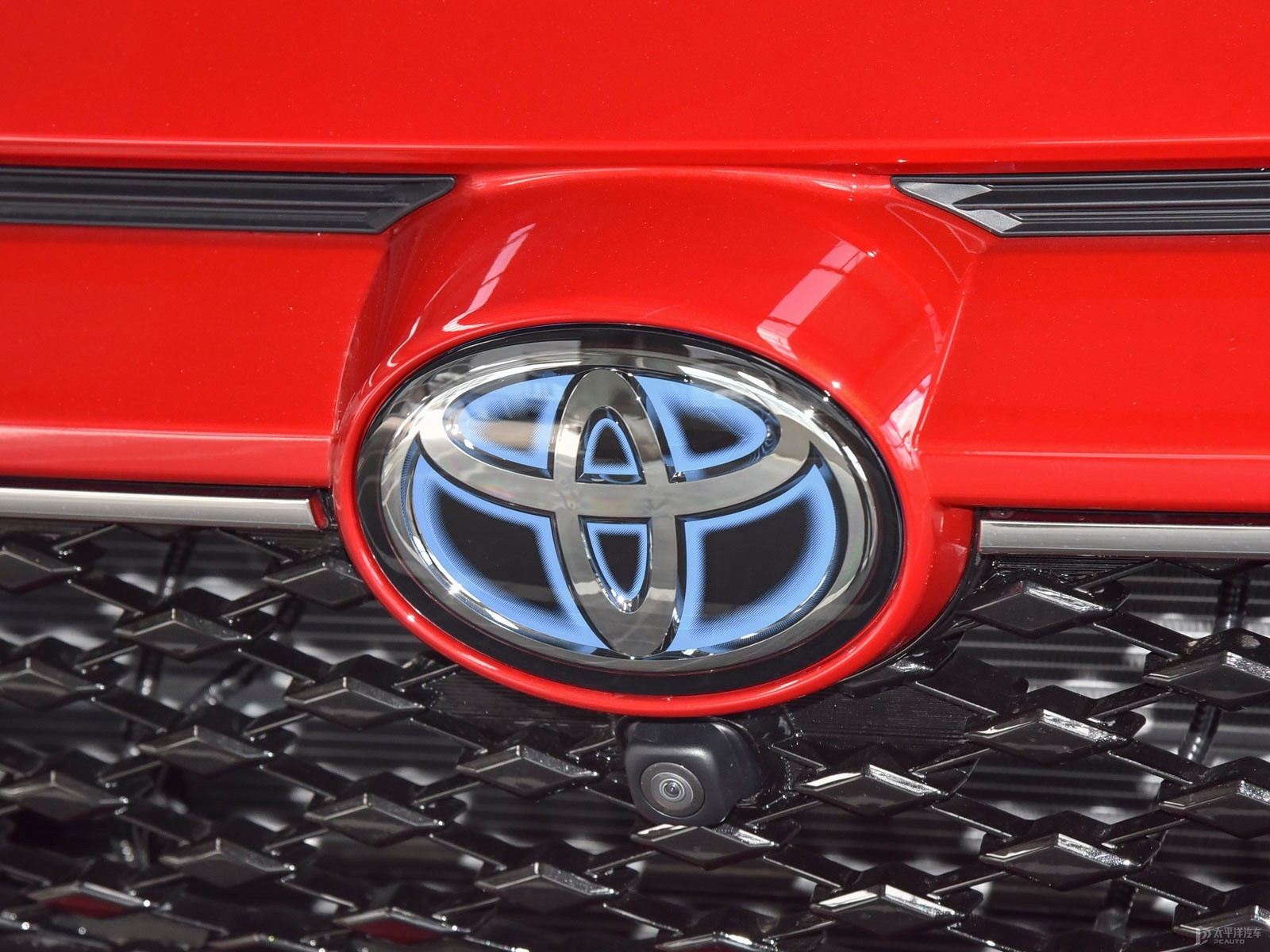 RAV4榮放雙擎E+外觀高清大圖