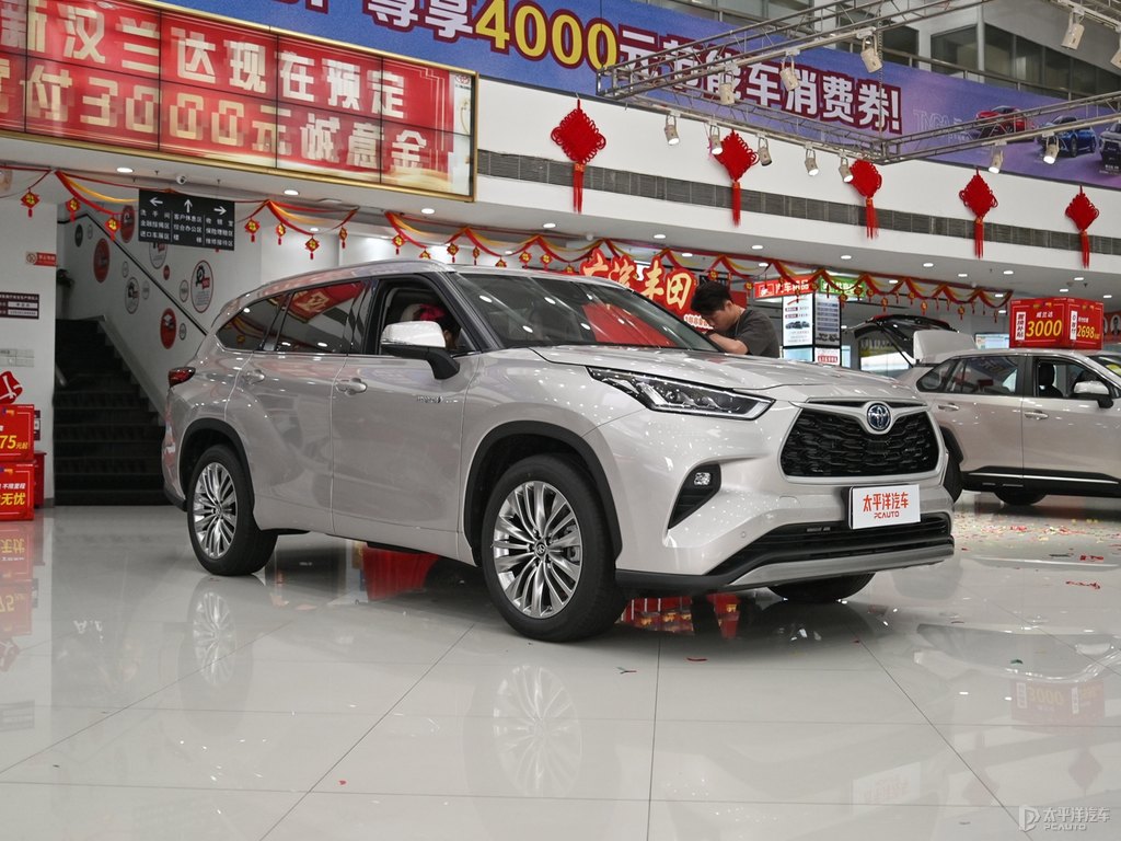 歐泊銀漢蘭達(dá)整車外觀外觀圖片