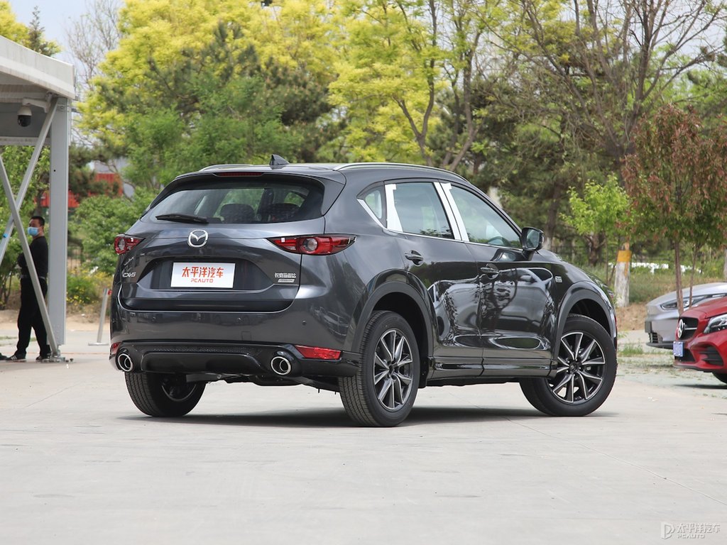 鉑鋼灰馬自達CX-5整車外觀外觀圖片