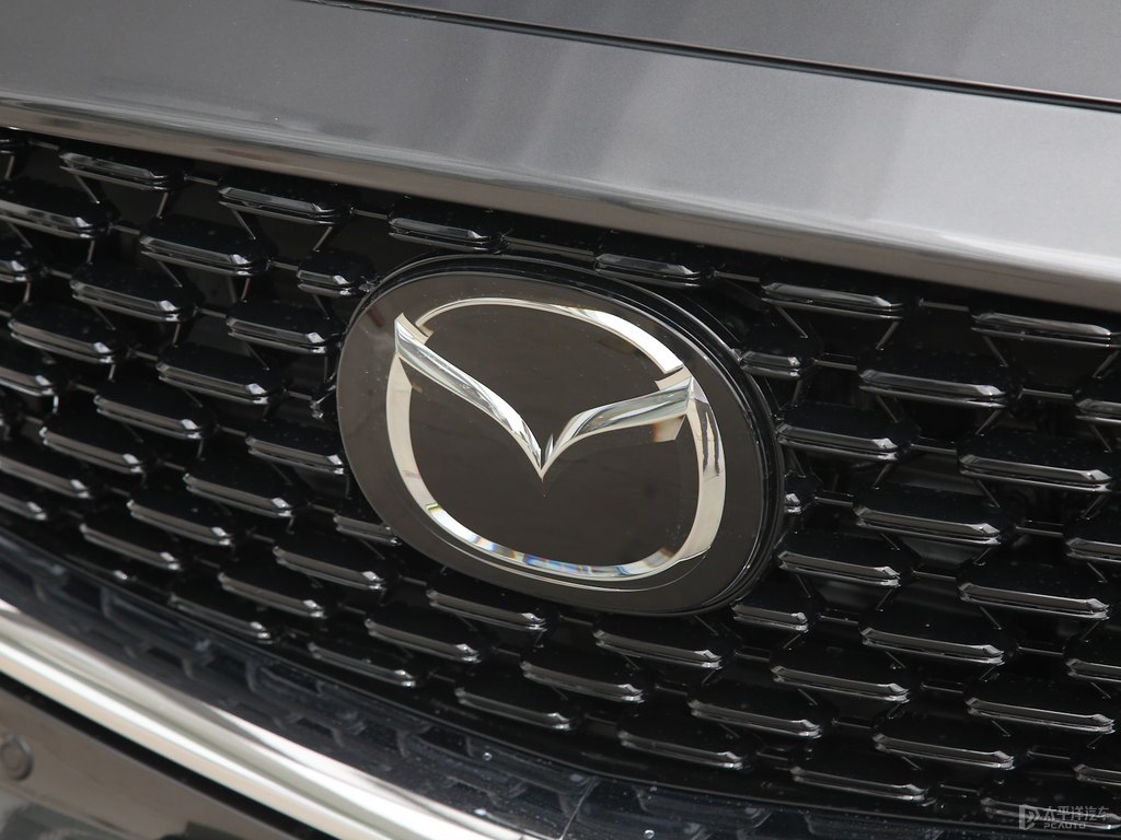 鉑鋼灰馬自達(dá)CX-5車頭外觀圖片