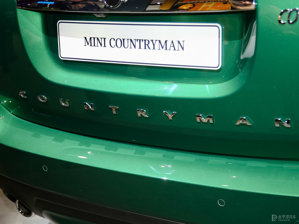 ɫ+ӢGMINI COUNTRYMAN܇β^DƬ