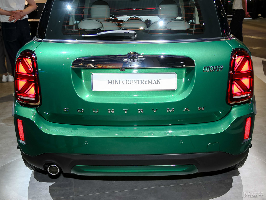 ɫ+ӢGMINI COUNTRYMAN܇β^DƬ