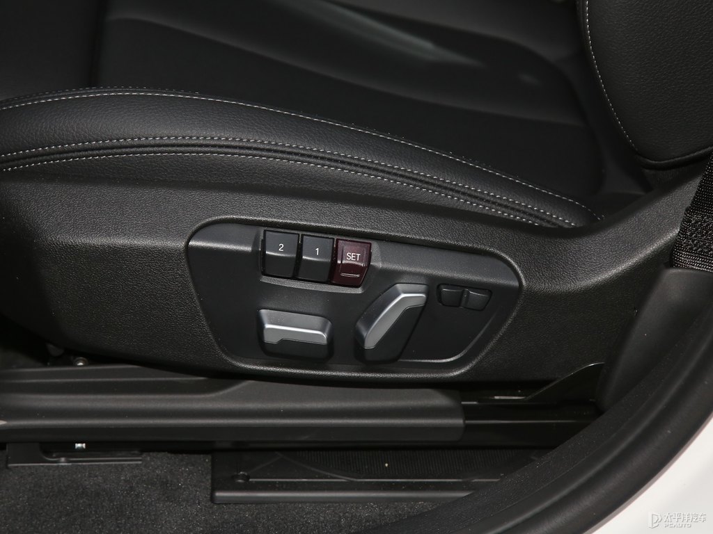 Vʯ׌RX1Դ΃(ni)DƬ