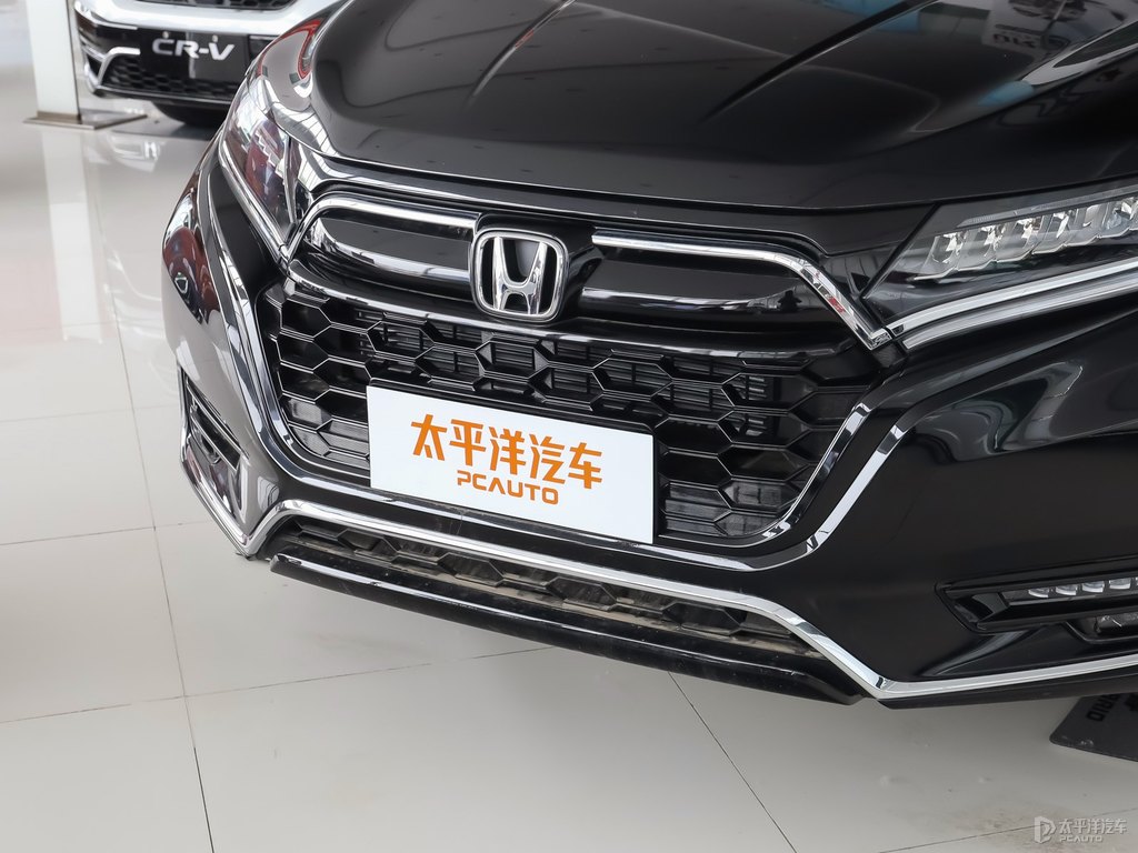彩金黑本田UR-V車頭外觀圖片