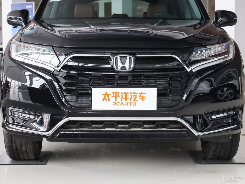 彩金黑本田UR-V車頭外觀圖片