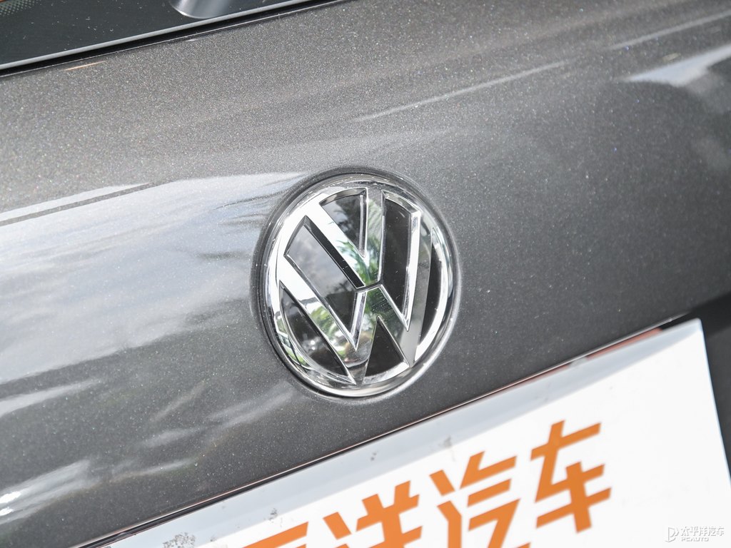 探岳車尾外觀圖片