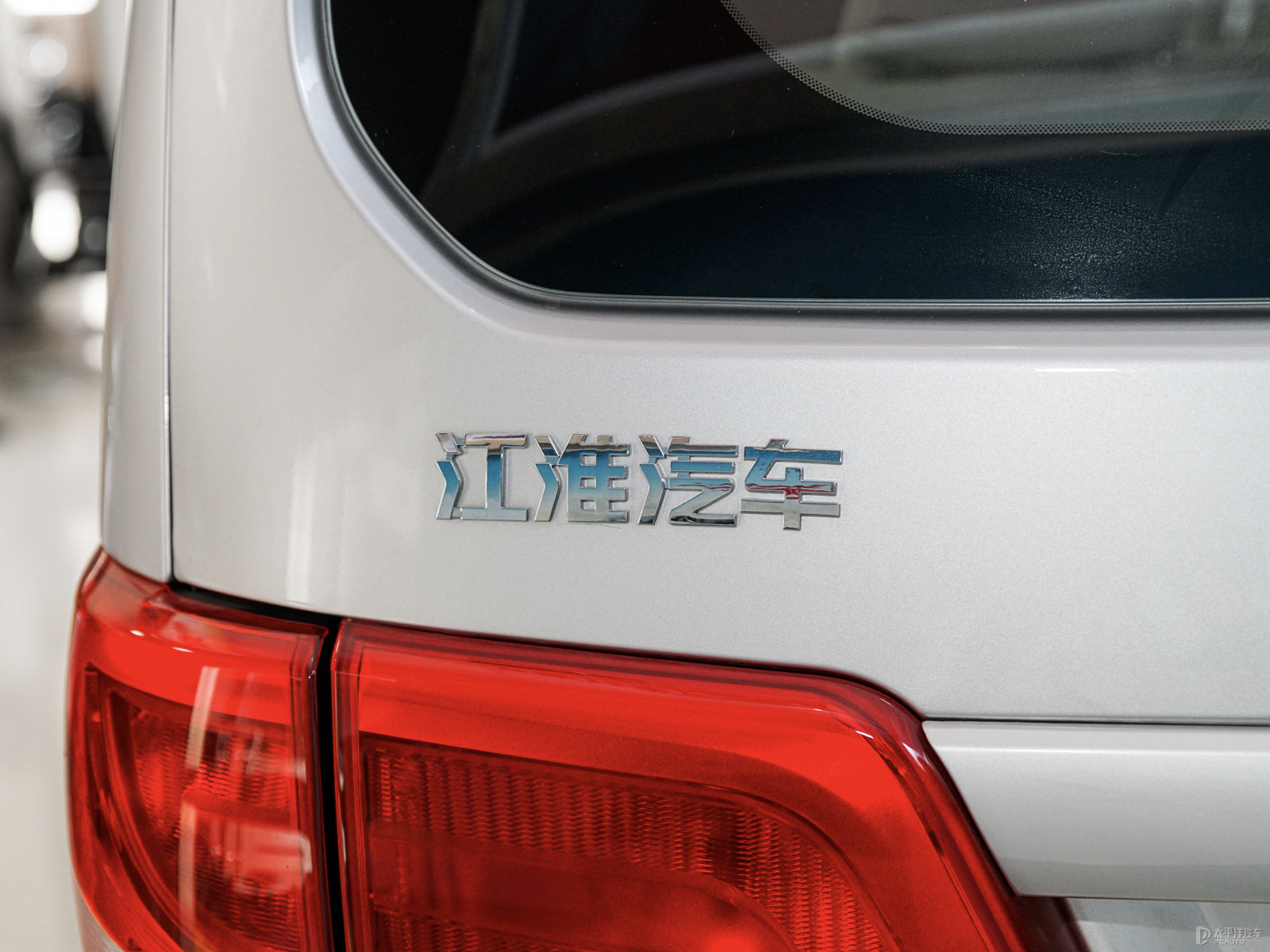 瑞風(fēng)M4外觀高清大圖