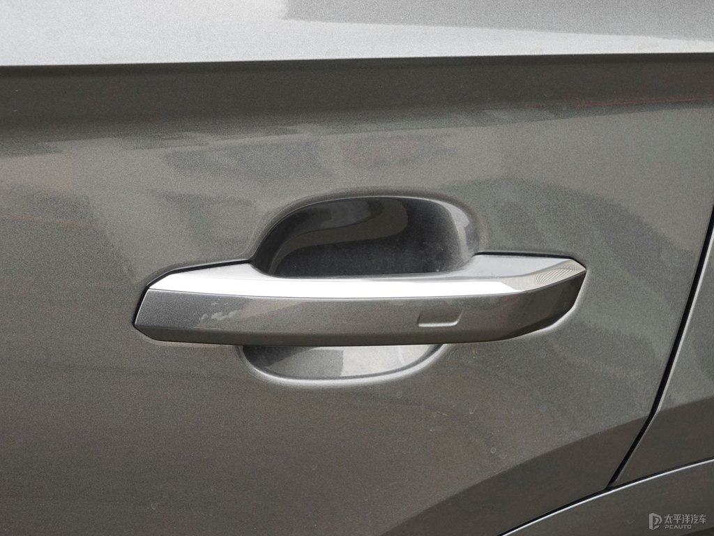 天云灰奧迪Q5L車身外觀圖片