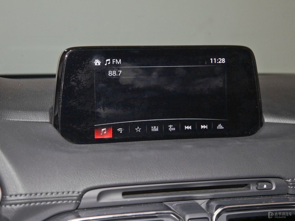 恒星藍(lán)馬自達(dá)CX-5中控內(nèi)飾圖片