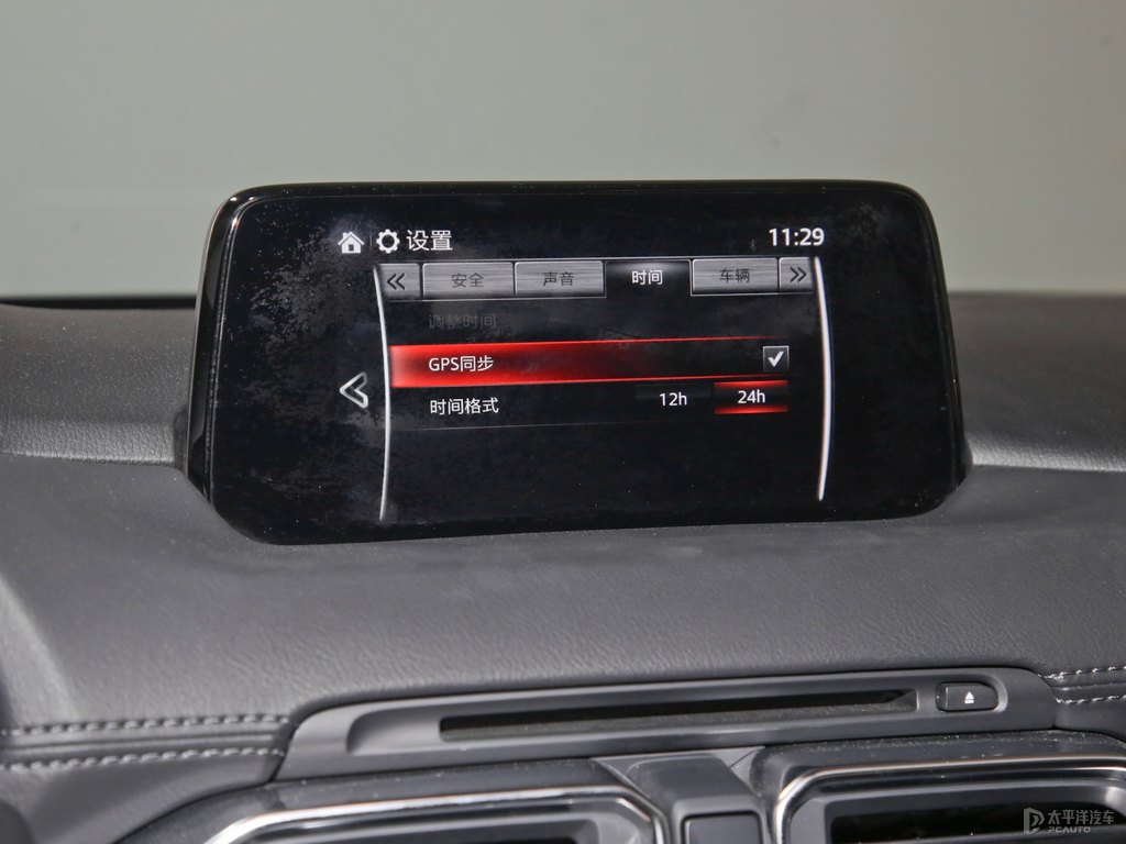 恒星藍(lán)馬自達(dá)CX-5中控內(nèi)飾圖片