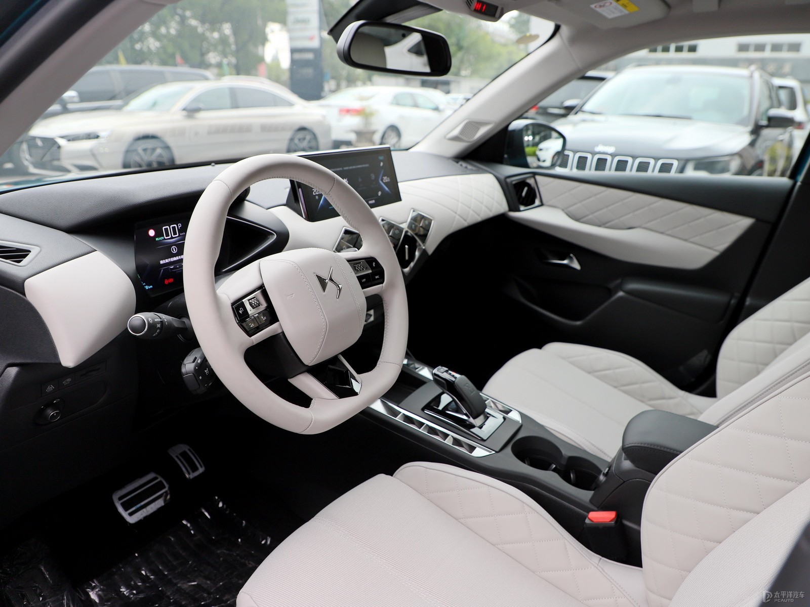 DS 3新能源內(nèi)飾高清大圖