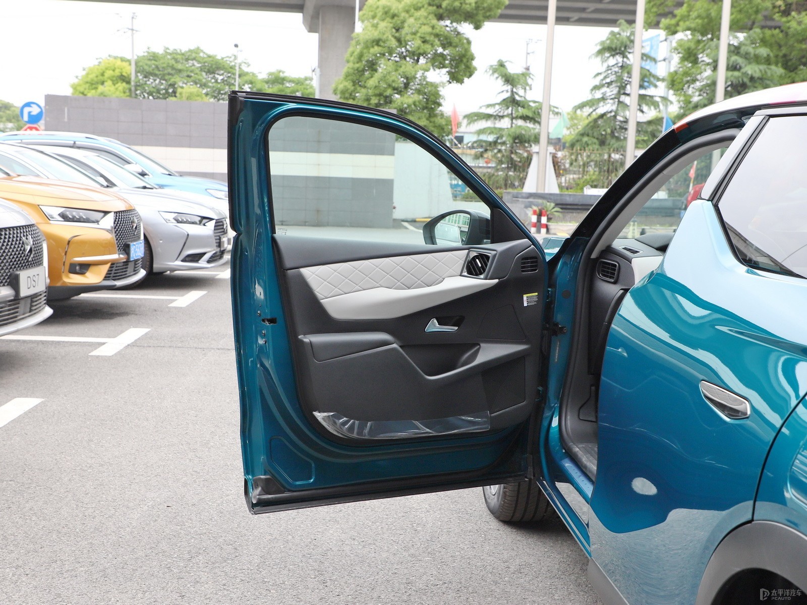 DS 3新能源內(nèi)飾高清大圖