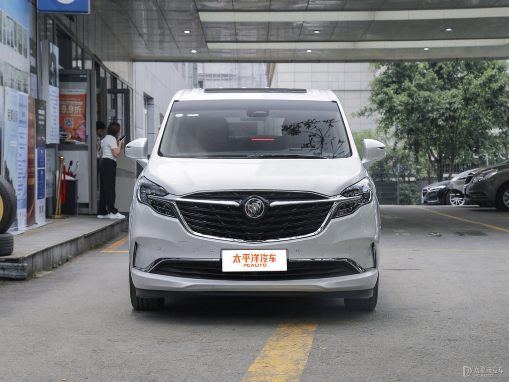珍珠白別克GL8整車(chē)外觀外觀圖片