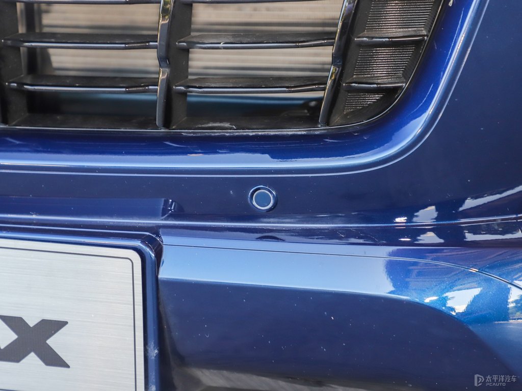 {D-MAX܇^^DƬ