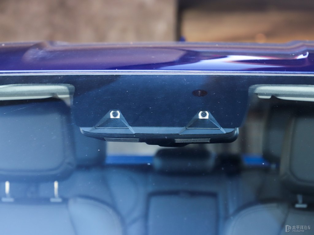 {D-MAX܇^DƬ