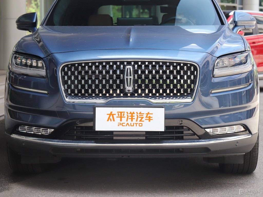 斐鉆藍(lán)航海家車頭外觀圖片