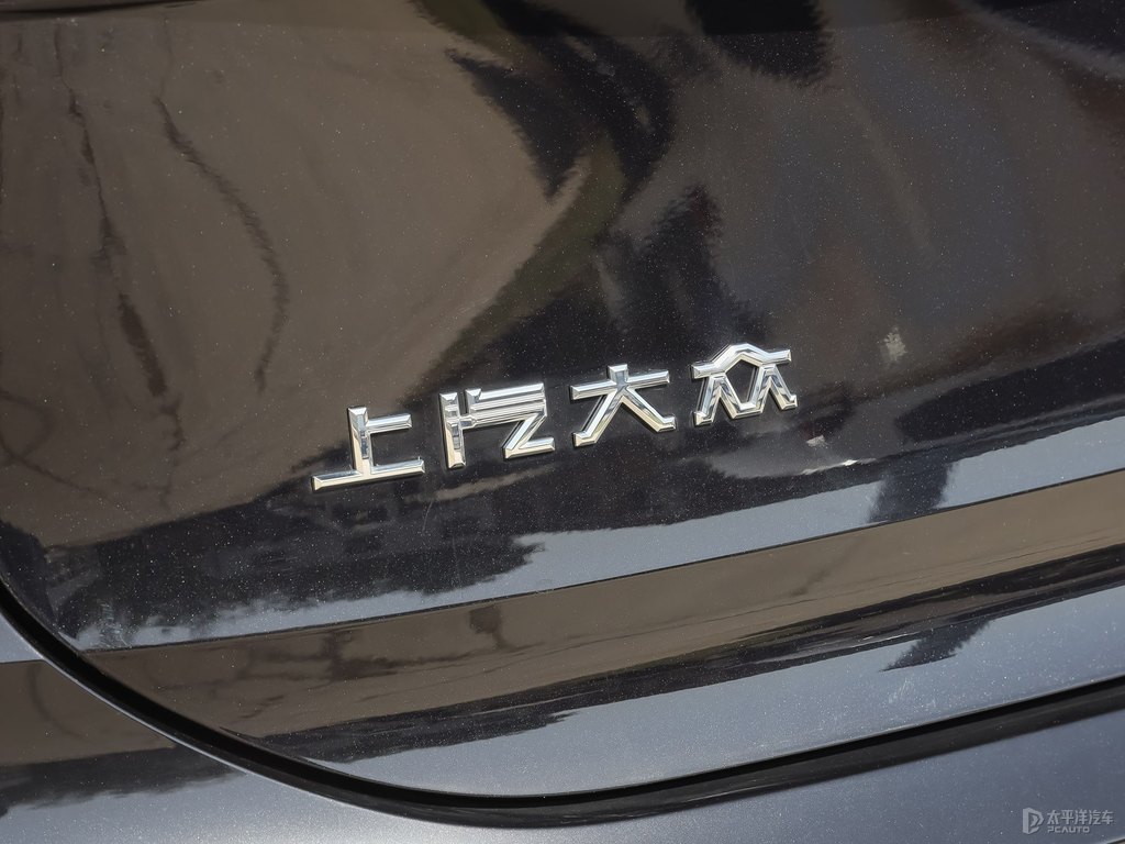 玄武黑威然車尾外觀圖片