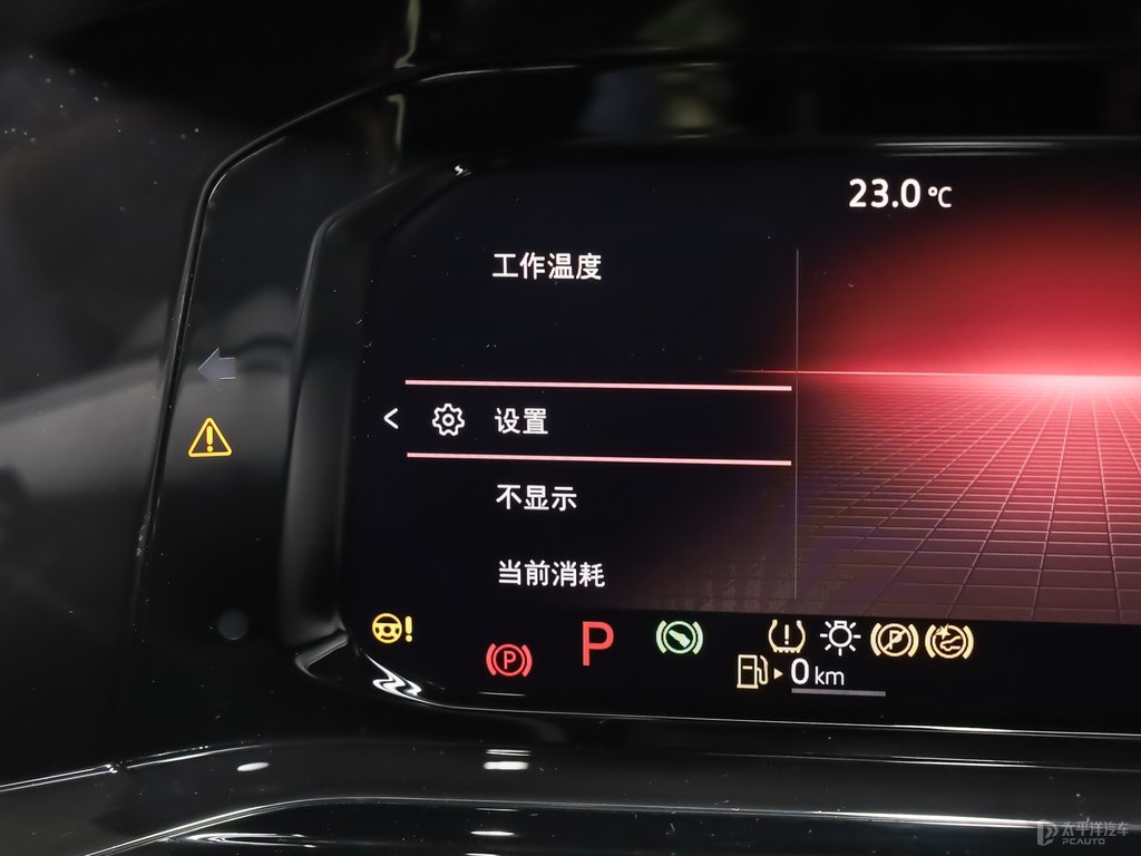 猛石黑高爾夫中控內(nèi)飾圖片