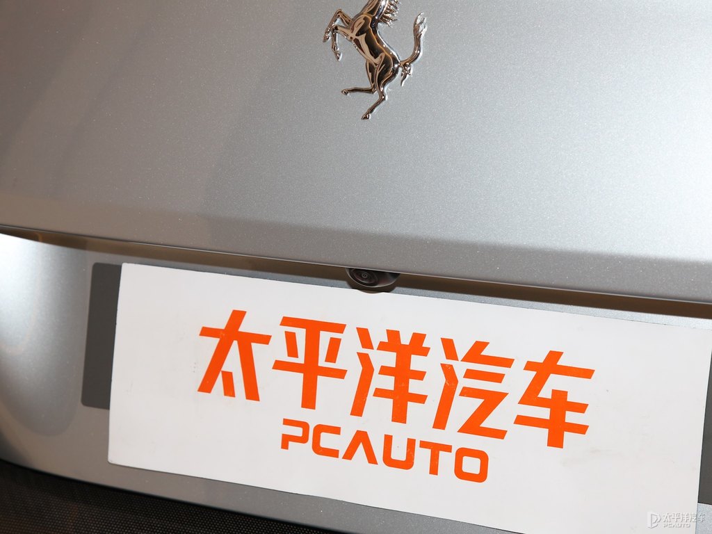 法拉利Portofino車尾外觀圖片