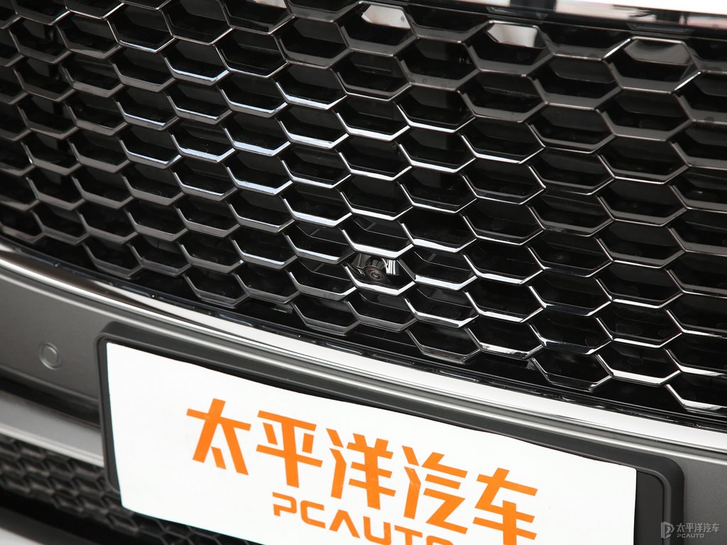 灰色理想ONE車(chē)頭外觀圖片