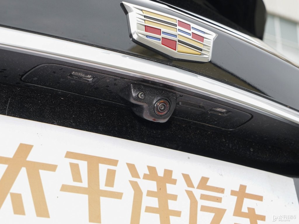 曜黑凱迪拉克XT6車尾外觀圖片