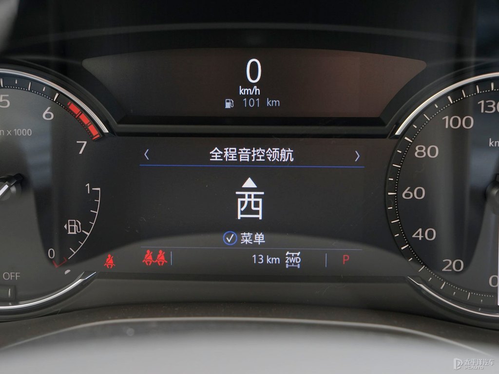 曜黑凱迪拉克XT6中控內(nèi)飾圖片