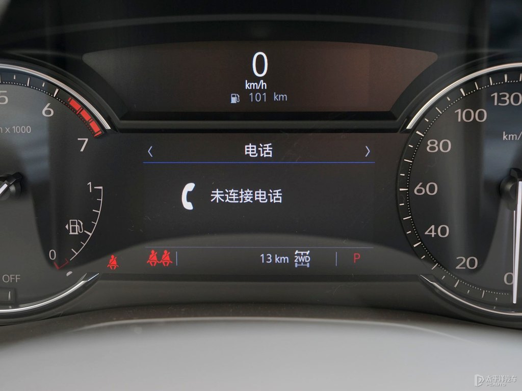 曜黑凱迪拉克XT6中控內(nèi)飾圖片