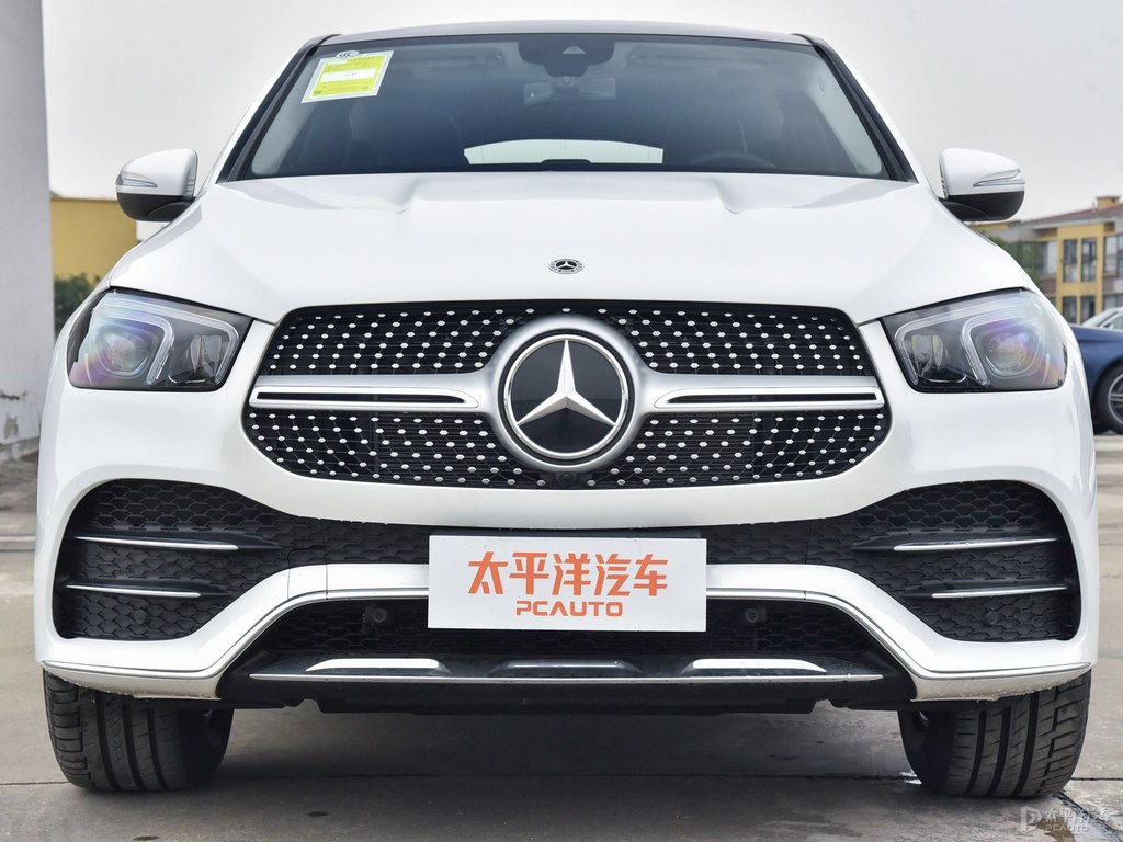 北極白奔馳GLE車頭外觀圖片