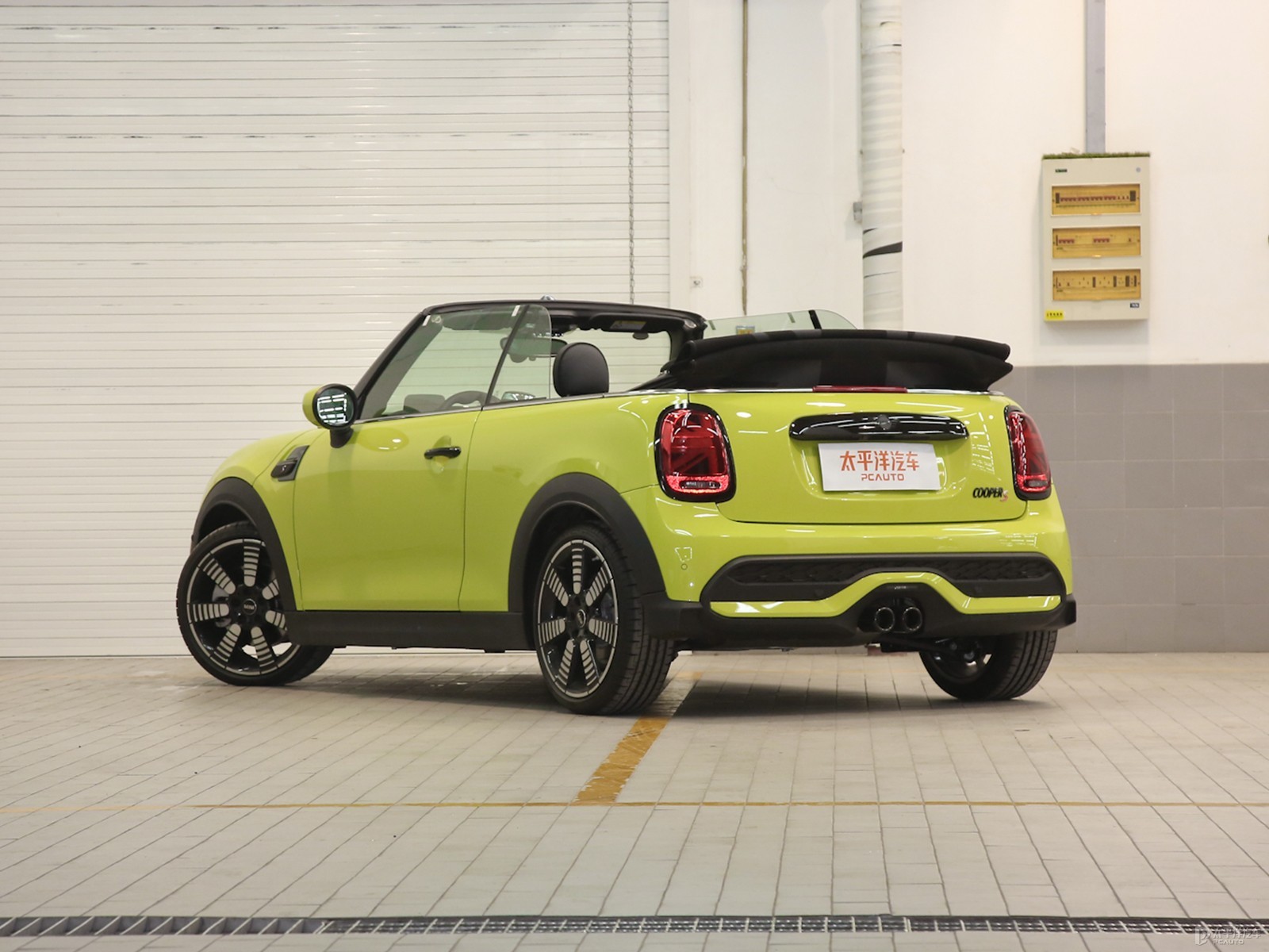 MINI CABRIO外觀高清大圖