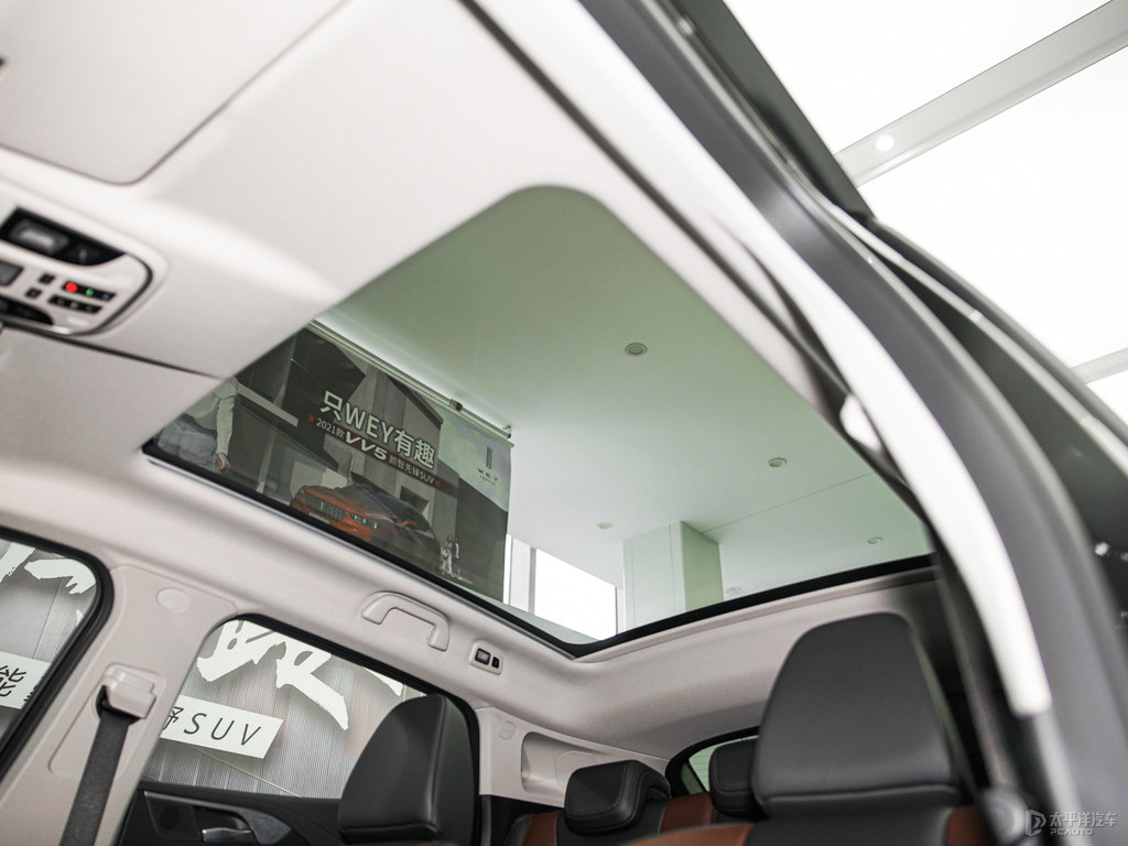 炫晶黑魏牌 VV5車(chē)廂內(nèi)飾圖片