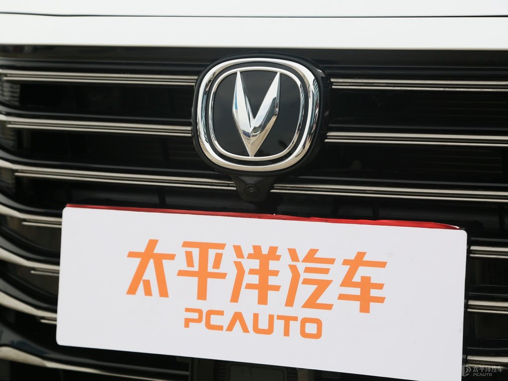 月光白銳程CC車(chē)頭外觀圖片