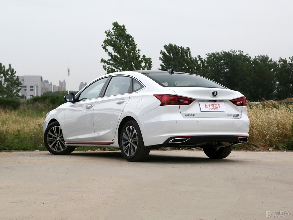 月光白銳程CC整車外觀外觀圖片