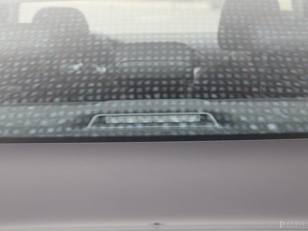 速騰車尾外觀圖片