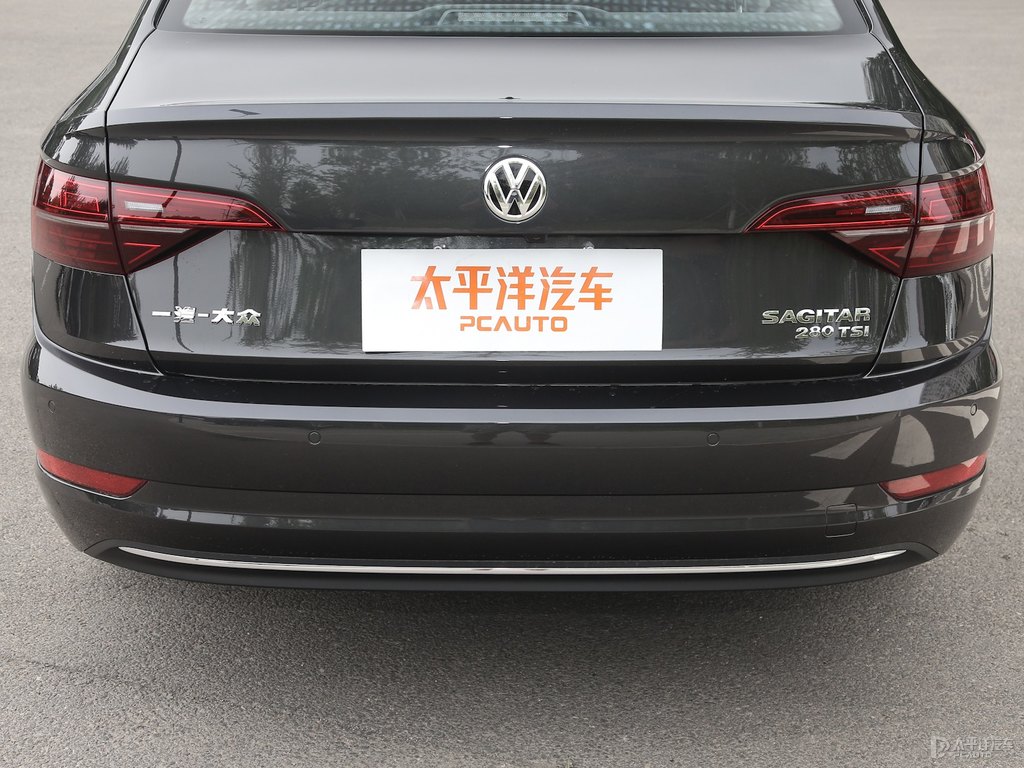 速騰車尾外觀圖片