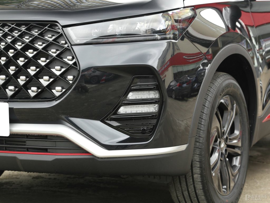 曜石黑瑞虎7車頭外觀圖片