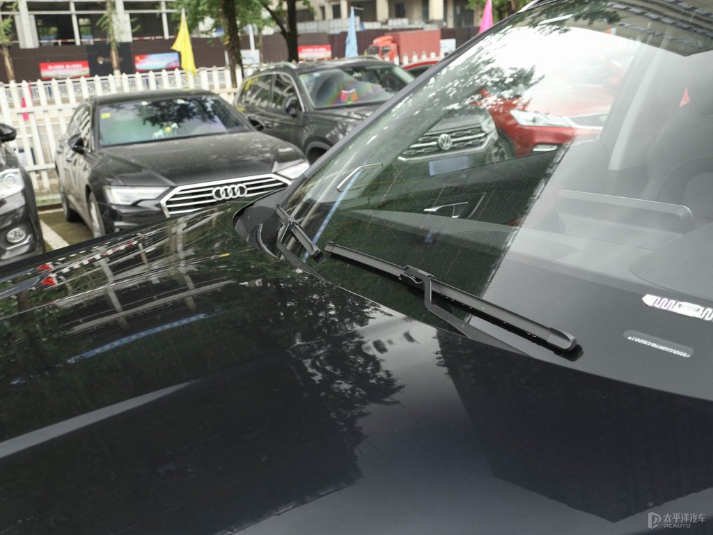 曜石黑瑞虎7車身外觀圖片