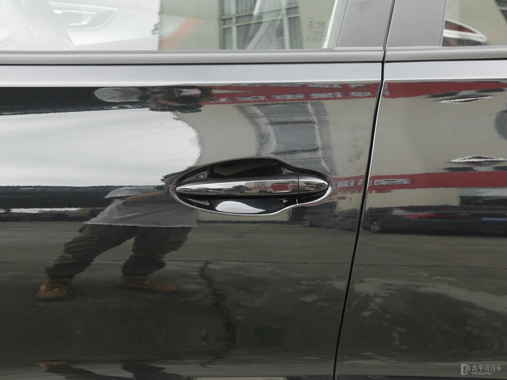 曜石黑瑞虎7車身外觀圖片