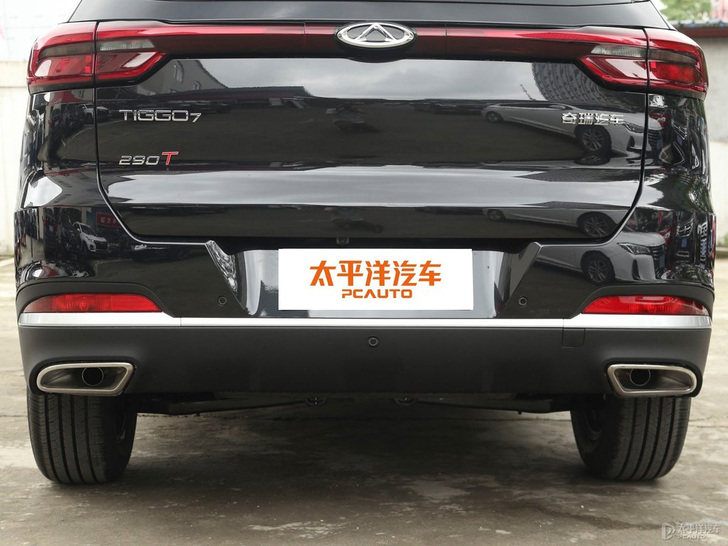 曜石黑瑞虎7車尾外觀圖片