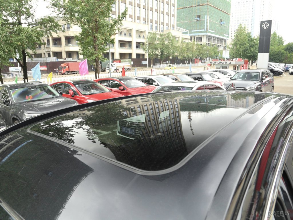 曜石黑瑞虎7車身外觀圖片